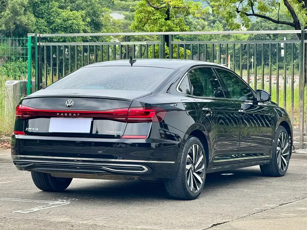 Volkswagen Passat — миниатюра 16