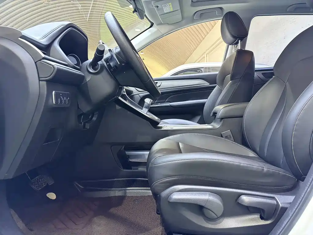 Haval M6 — миниатюра 7