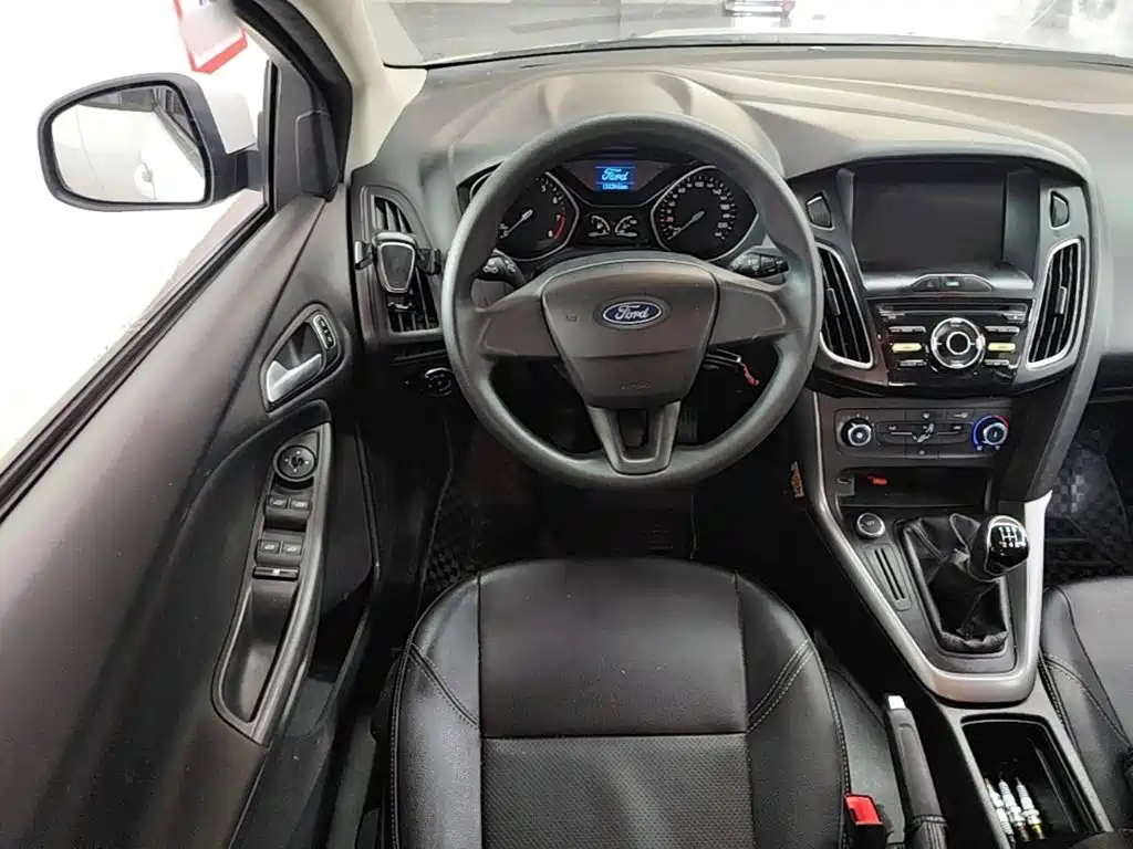 Ford Focus — миниатюра 15