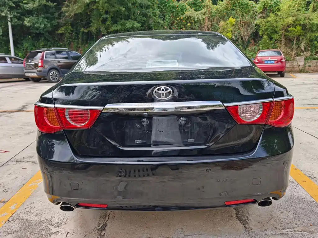 Toyota Reiz — миниатюра 12