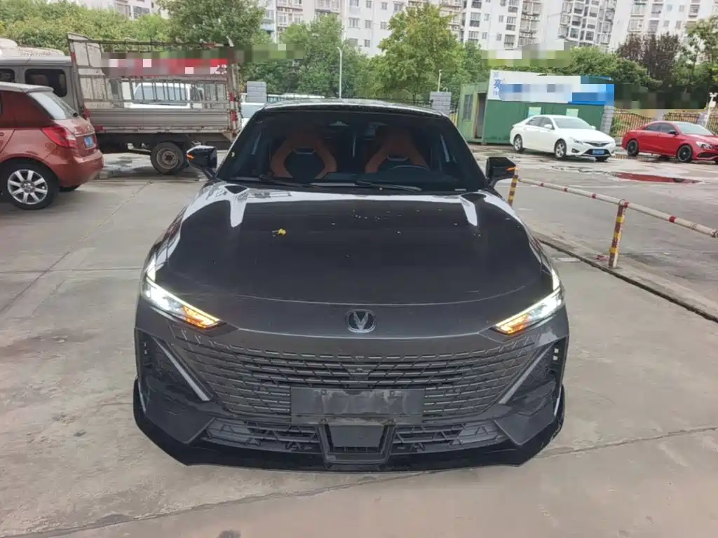 Changan UNI-V — миниатюра 3