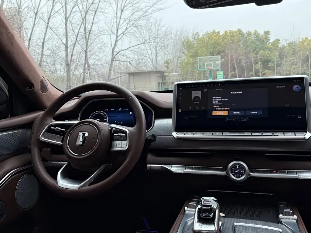 TANK TANK 700 NEW ENERGY