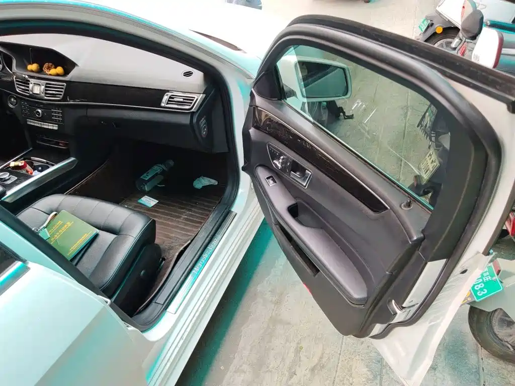 Mercedes-Benz E-Class — миниатюра 19
