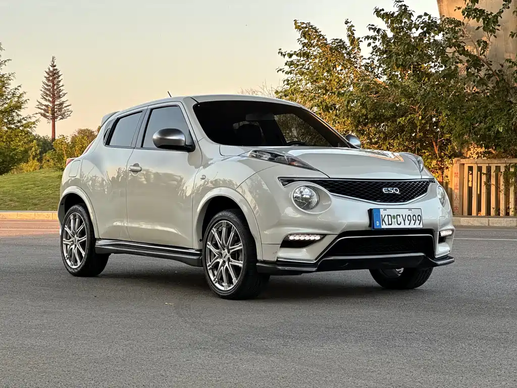 Infiniti ESQ — миниатюра 3