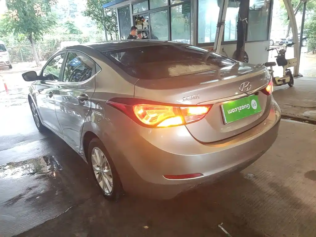 Hyundai Elantra Langdong — миниатюра 5