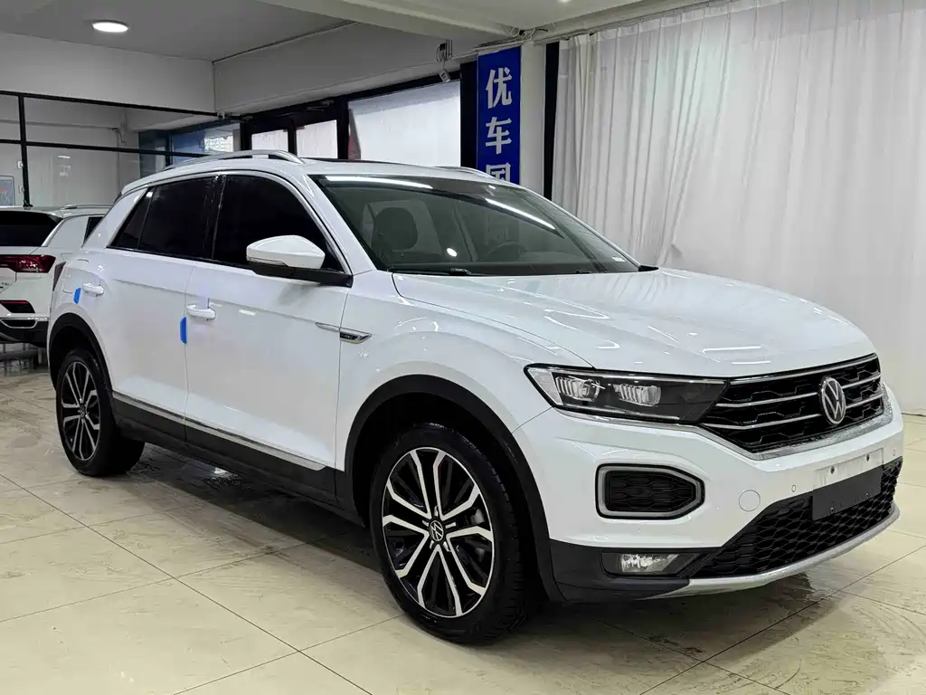 Volkswagen T-Roc 2022 280TSI DSG PLUS