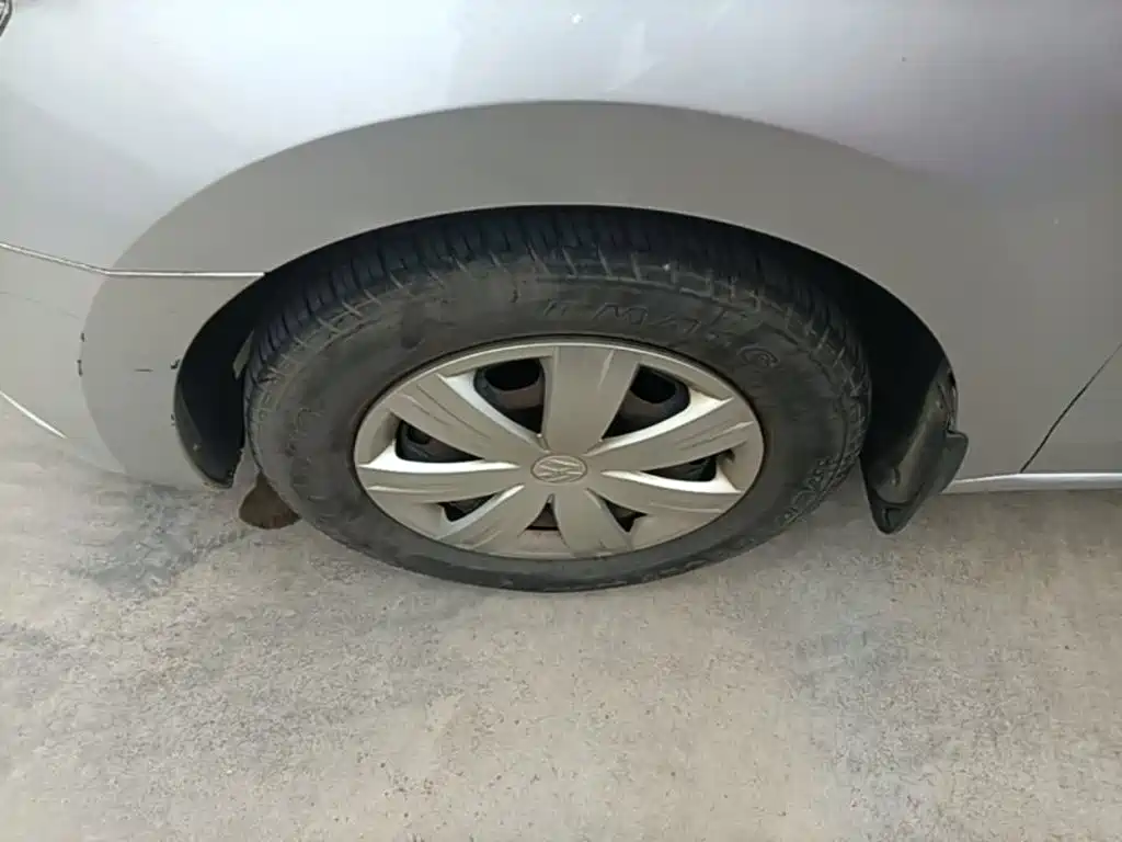 Volkswagen Jetta — миниатюра 23