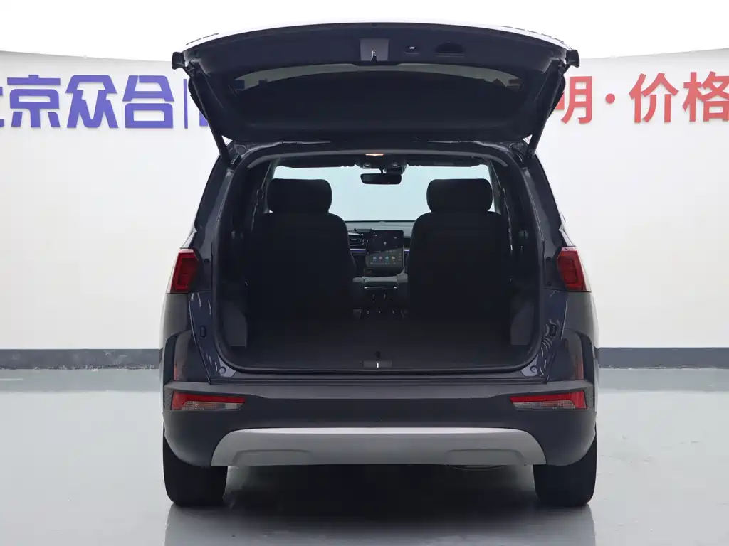 Hyundai Custo — миниатюра 27