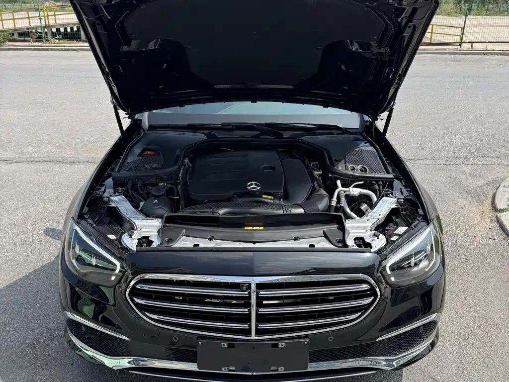 Mercedes-Benz E-Class E 2023 E 300 L Fashion