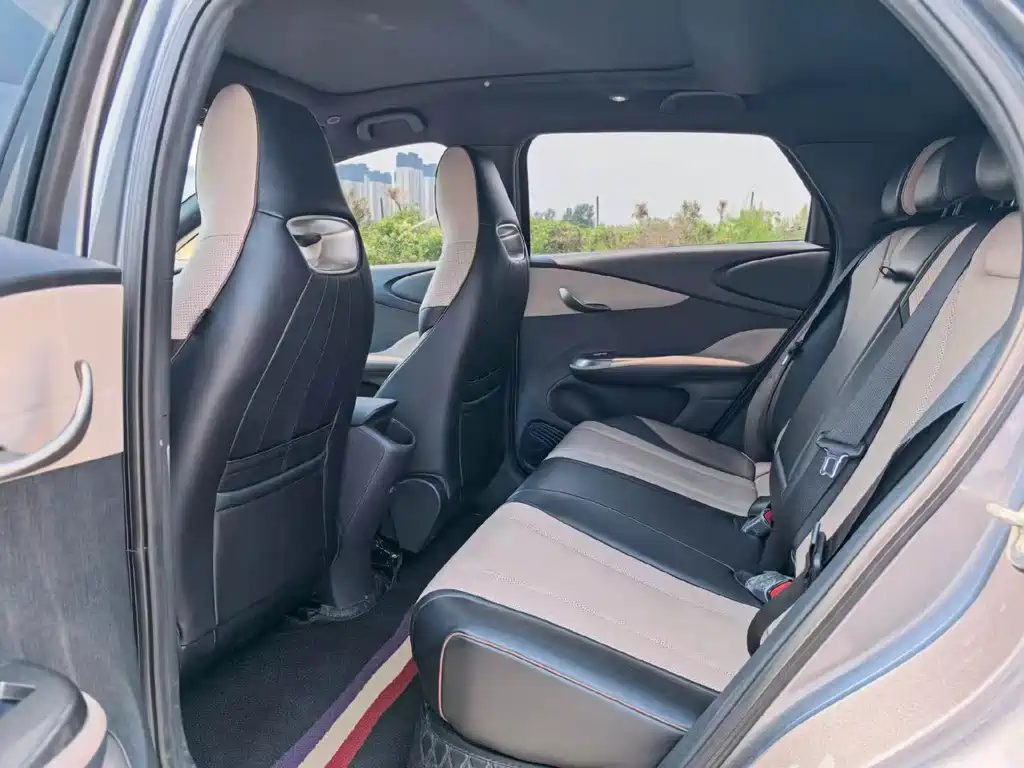 BYD Dolphin — миниатюра 5