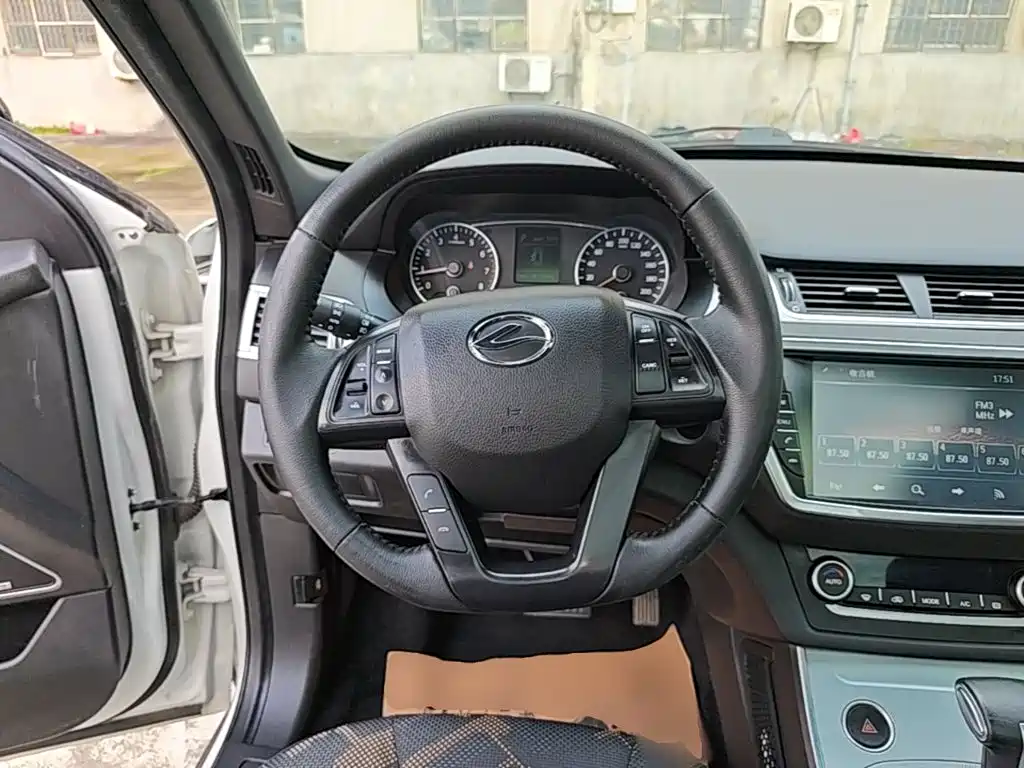 Landwind Landwind X7 — миниатюра 11