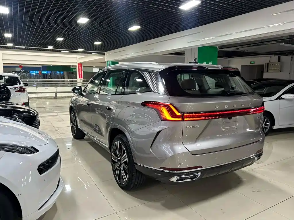 Roewe RX9 — миниатюра 7