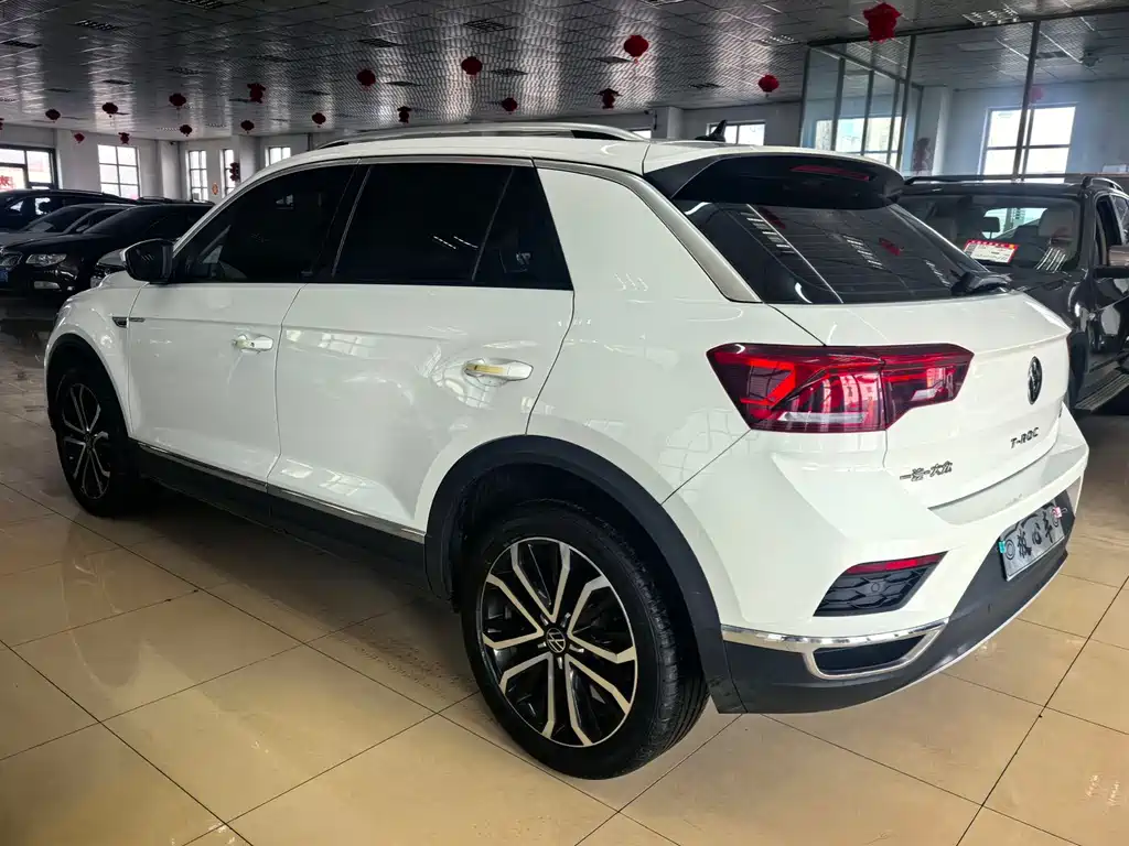 VOLKSWAGEN T ROC EXPLORING SONGS