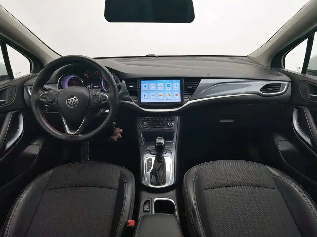 Buick Verano — миниатюра 5