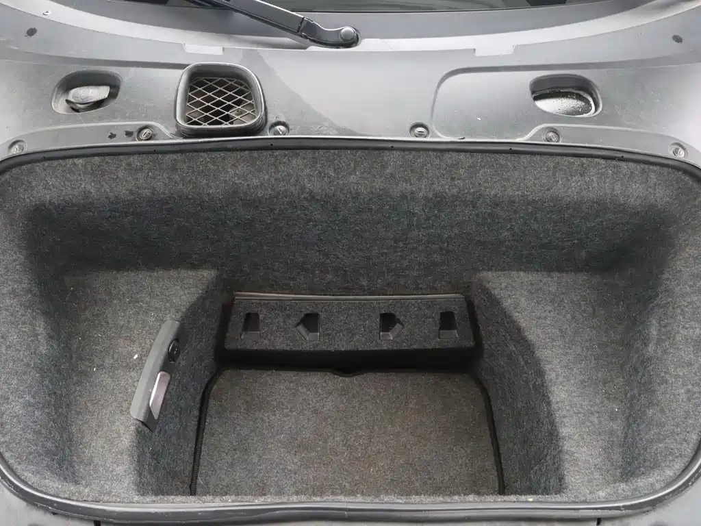 Audi R8 — миниатюра 22
