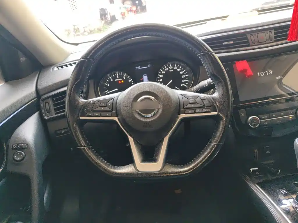 Nissan X-Trail — миниатюра 3