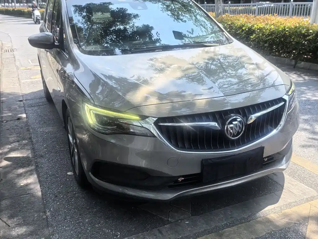 Купить Buick GL6