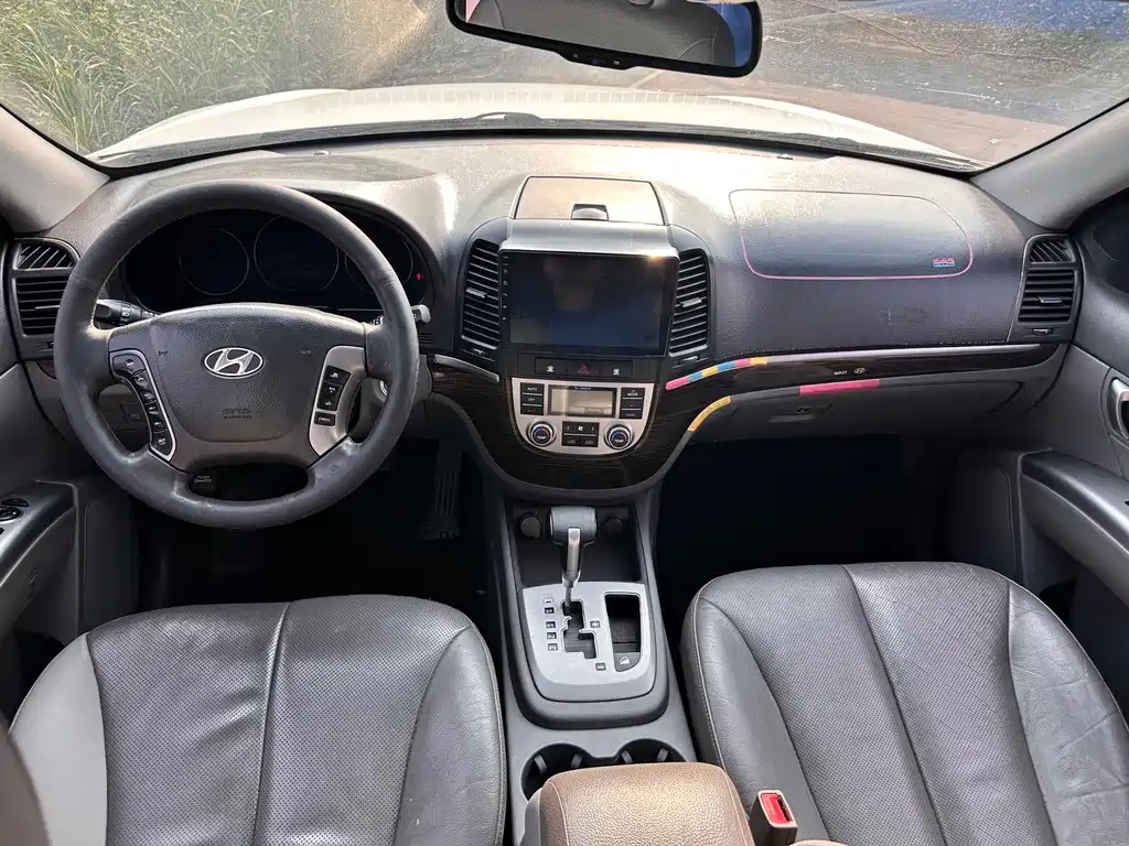 Hyundai Santa Fe Classic — миниатюра 8