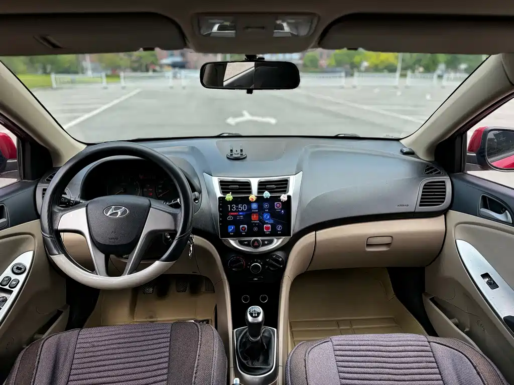 Hyundai Verna — миниатюра 5