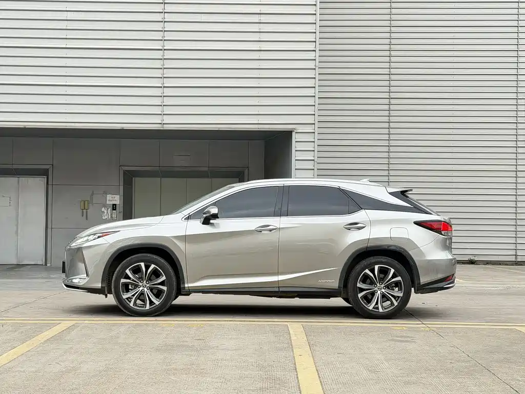 LEXUS RX