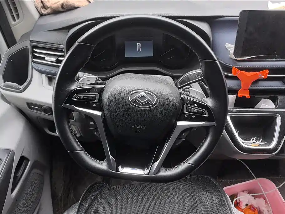 SAIC MAXUS XINTU V90