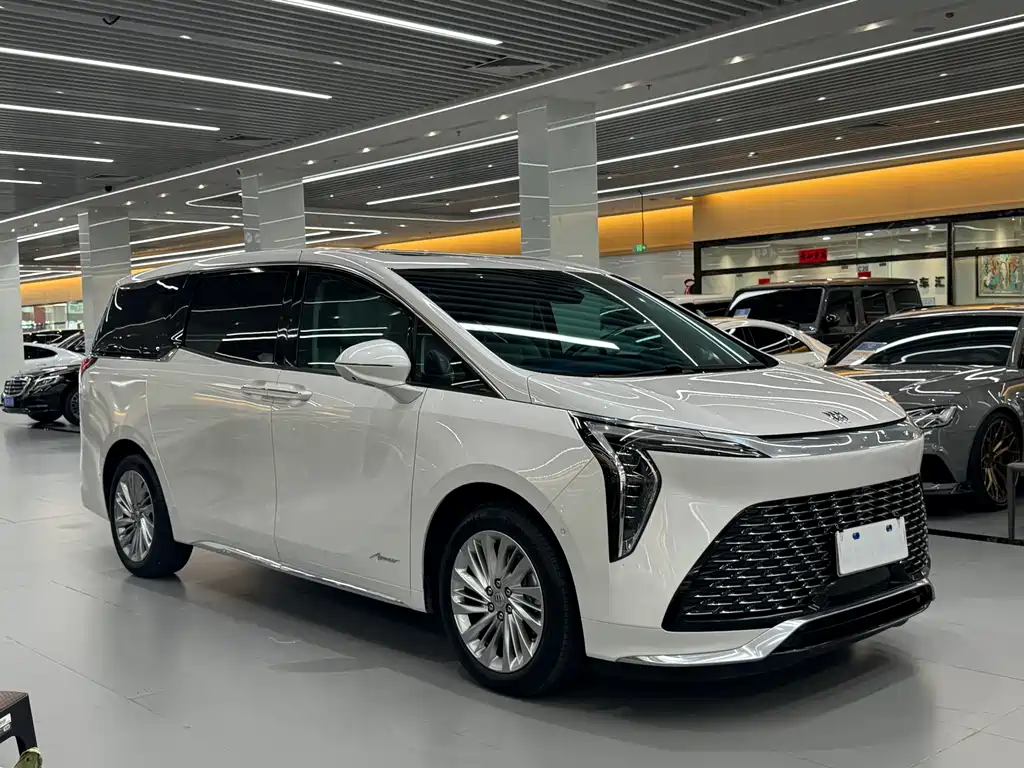 Buick Century 2023 2.0T мест