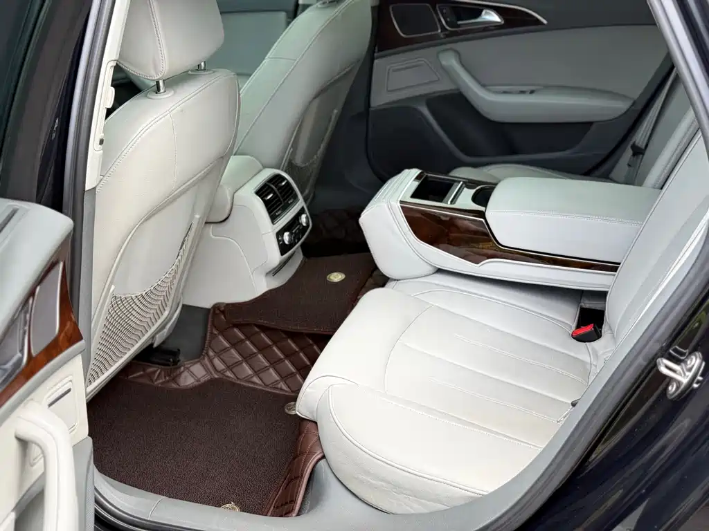 Audi A6L — миниатюра 9
