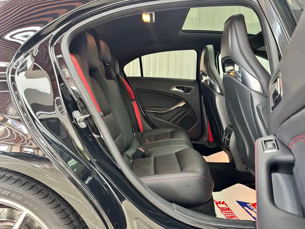 Mercedes-Benz A-Class AMG (Import) — миниатюра 18