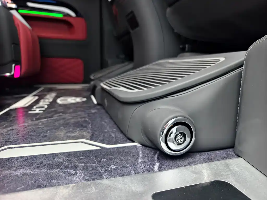 Mercedes-Benz Vito — миниатюра 16