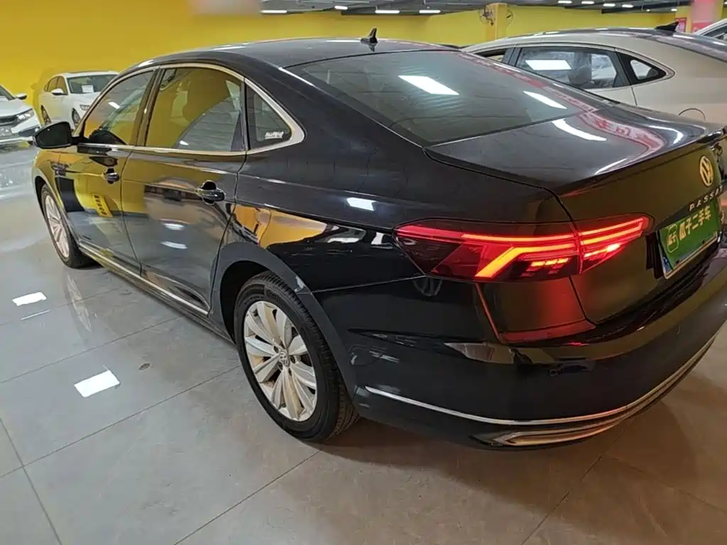 Volkswagen Passat — миниатюра 5