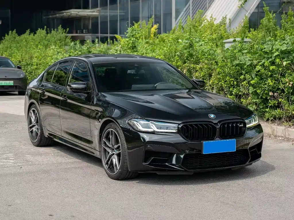 BMW M5