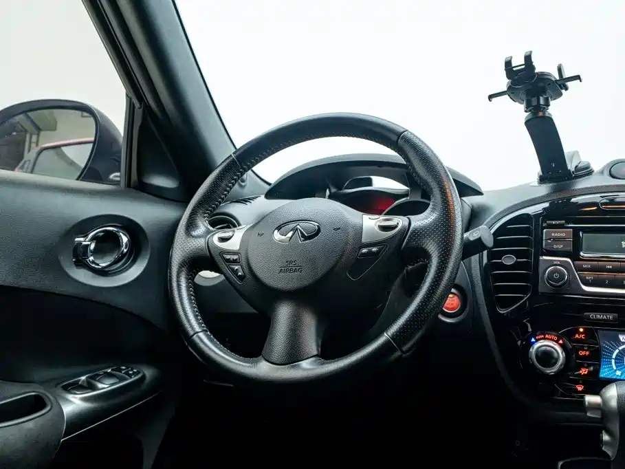 Infiniti ESQ — миниатюра 17