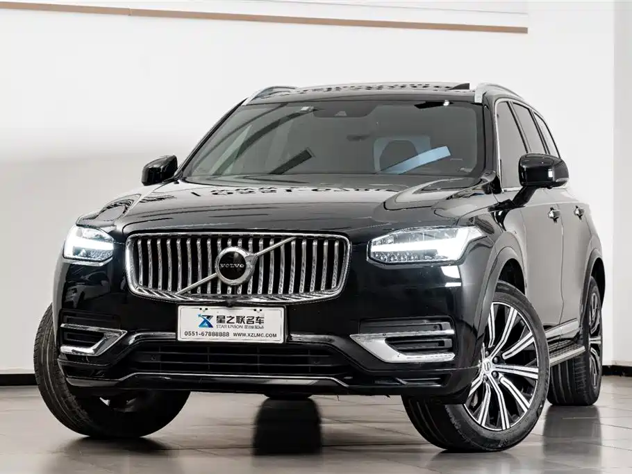 Volvo XC90 2022 B6 Luxury 7 мест