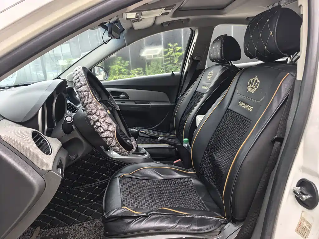 Chevrolet Cruze — миниатюра 10