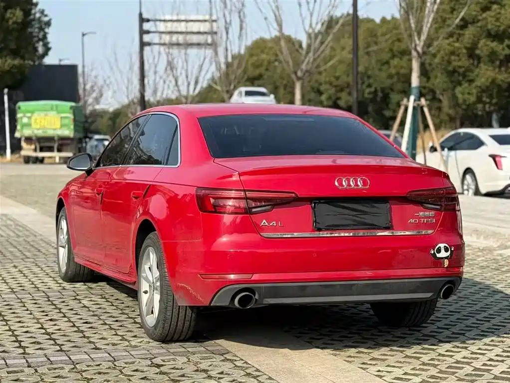 AUDI A4L