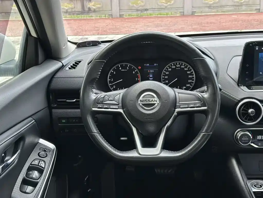 Nissan Sylphy — миниатюра 10