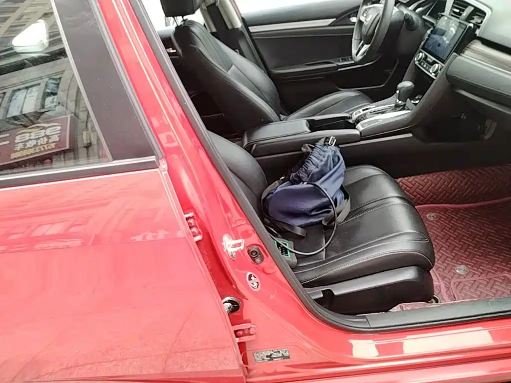 Honda Civic — миниатюра 25