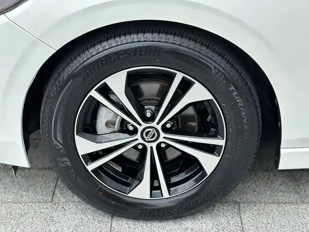 Nissan Sylphy — миниатюра 16