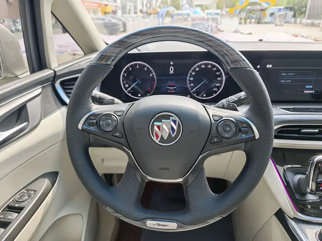 Buick GL8 — миниатюра 8