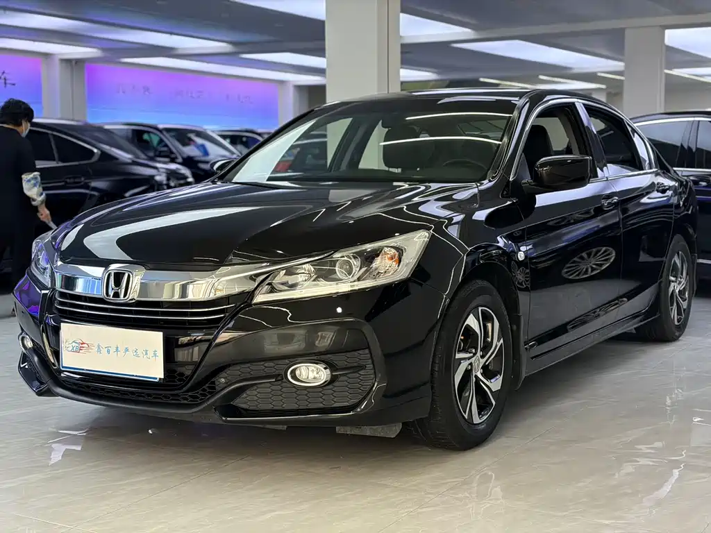 Купить Honda Accord
