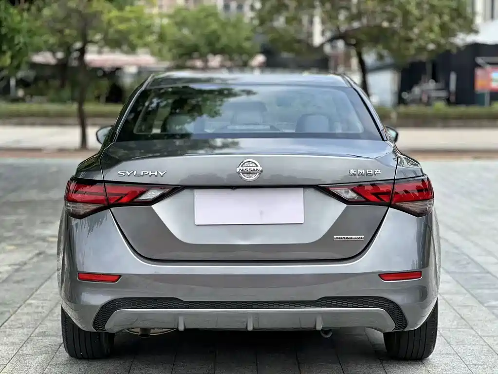 Nissan Sylphy — миниатюра 8