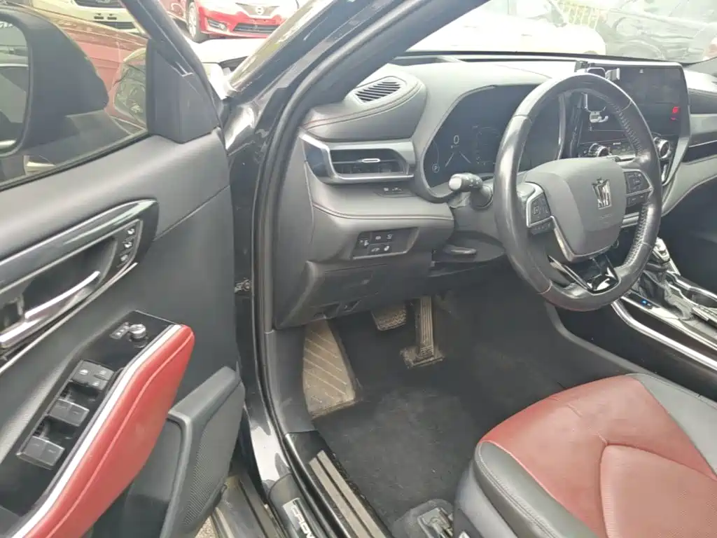 Toyota Crown Kluger — миниатюра 16