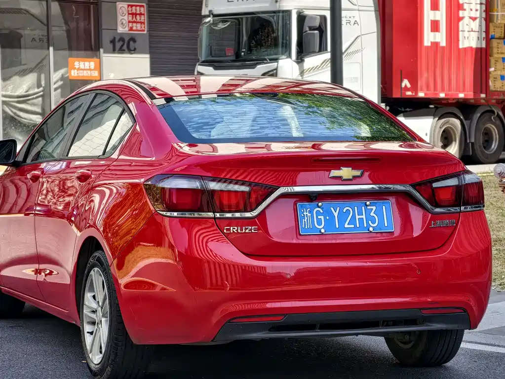 Chevrolet Cruze — миниатюра 3