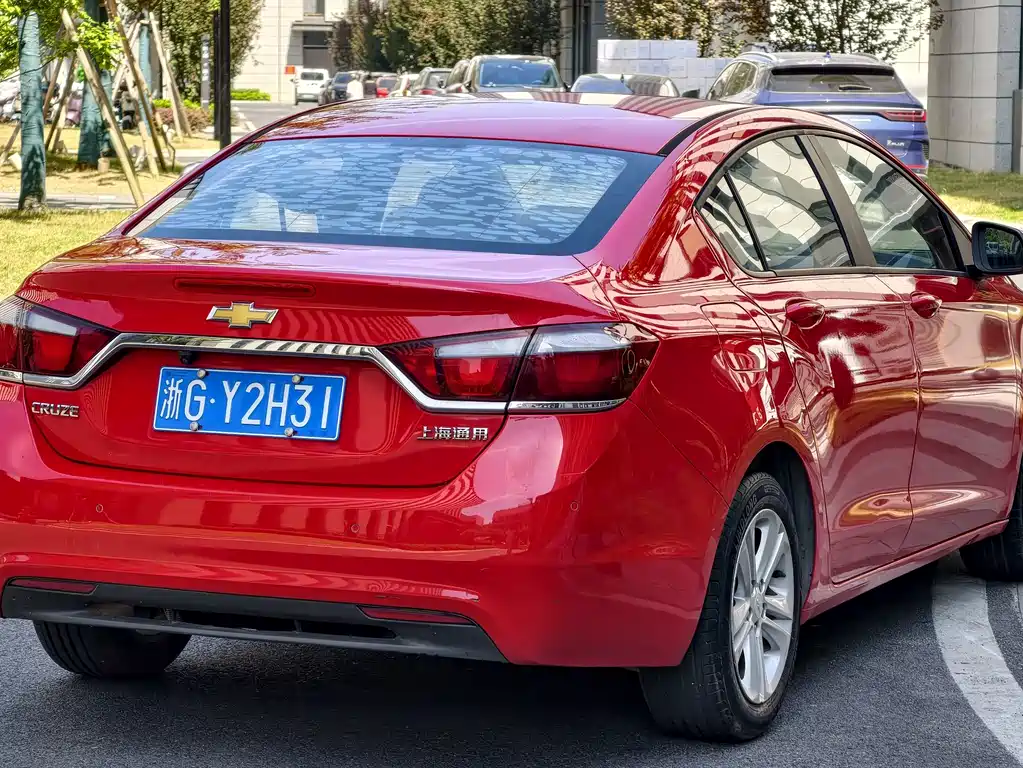 Chevrolet Cruze — миниатюра 11