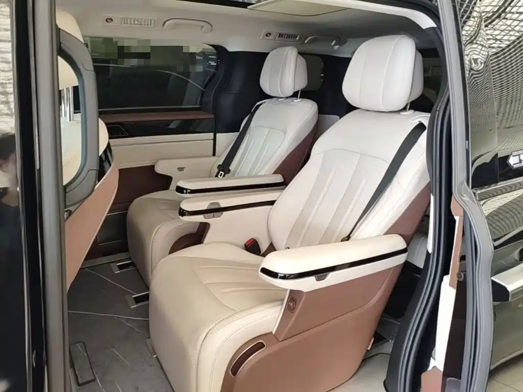 BYD Xia — миниатюра 17
