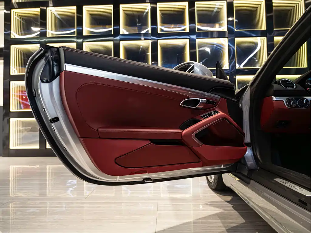 Porsche 718 — миниатюра 13