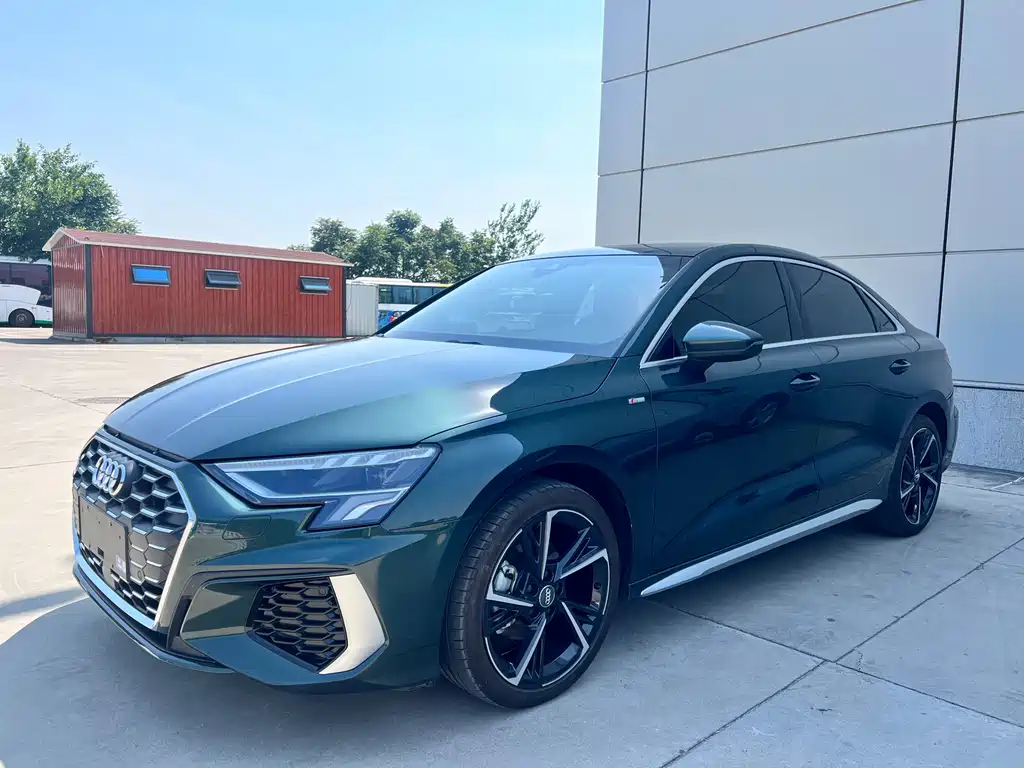 Купить Audi A3