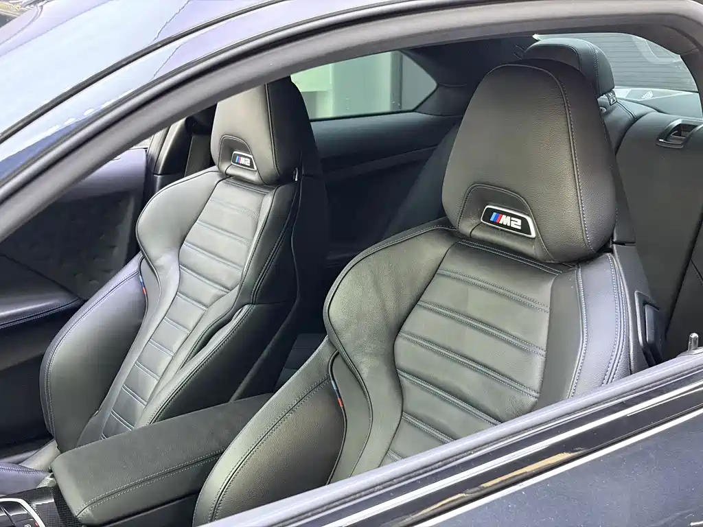 BMW M2 — миниатюра 6