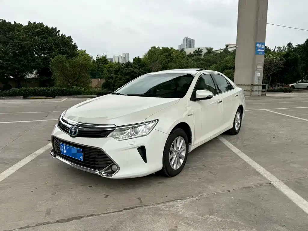 Toyota Camry 2017