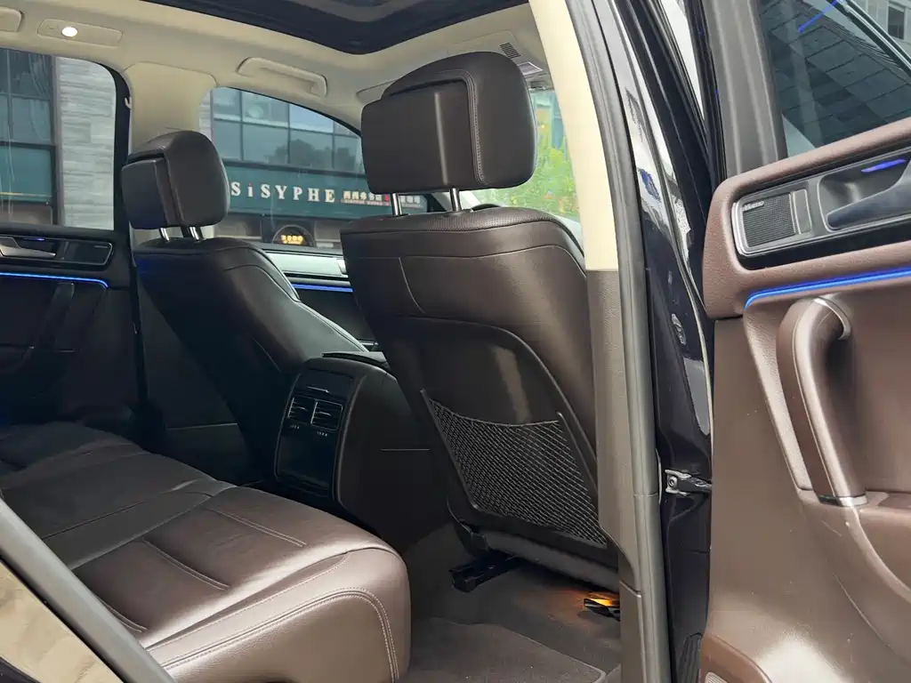 Volkswagen Touareg — миниатюра 16